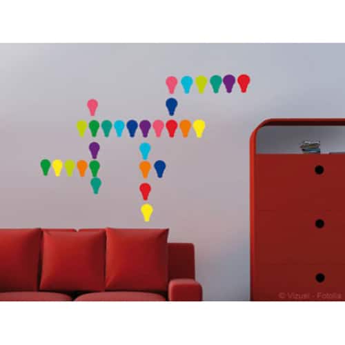 Offrez à votre intérieur une touche de couleur avec nos stickers Ampoules Couleurs Arc en Ciel ! mis en ambiance, 2ème proposition Frise murale autocolante Ampoules Multicolantes