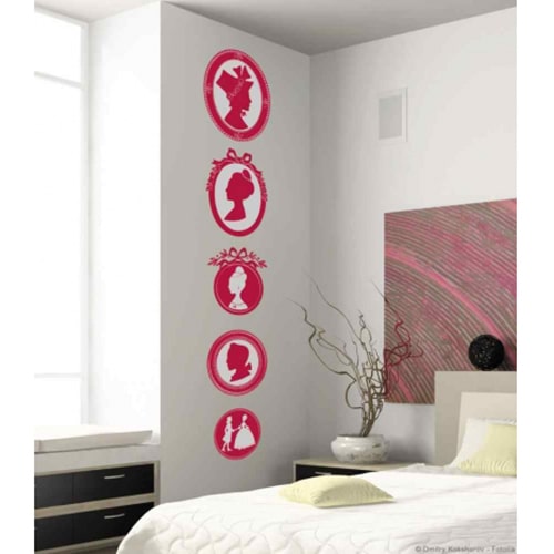 Faites rêver vos enfants avec nos stickers Princesses Rose Portraits Royaux ! mis en ambiance, 1ère proposition Stickers muraux frises princesses et princes roses