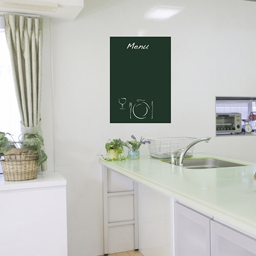 Une déco colorée grâce à nos stickers autocollants effaçable Menu ! Stickers autocollants effaçable Menu dans une cuisine
