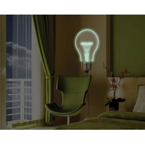Un peu de lumière avec notre sticker mural géant Ampoule blanche ! Sticker mural Ampoule géante lumineuse à coller au mur
