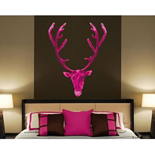 Optez pour la modernité de nos stickers Trophée Rose ! mis en ambiance, 1ère proposition Sticker mural Tête de cerf rose