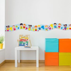 frise adhésive enfants du monde dans chambre d'enfant avec boulier et cubes colorés