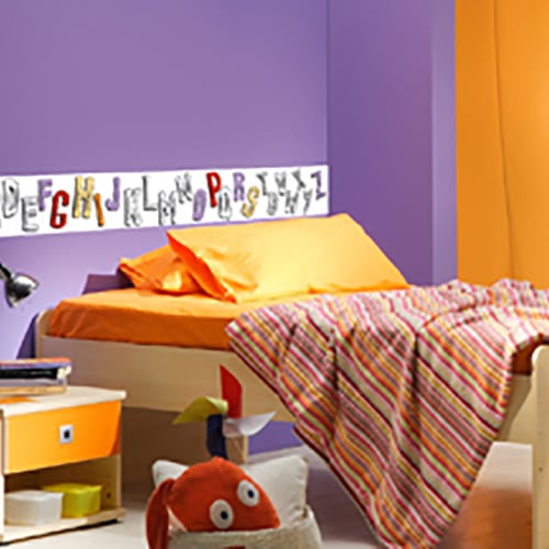 Frise Alphabet pour enfants Stickers adhésifs à colorier Frise Alphabet mis en ambiance dans une chambre d'enfant