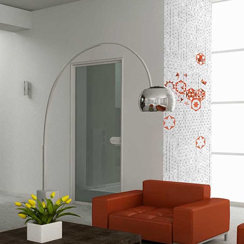 Choisissez nos stickers géants à colorier mis en ambiance, 4ème proposition sticker mural géant à colorier mis en ambiance sur un mur blanc dans un salon