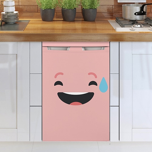 Sticker adhésif pour électroménager Smiley Sourire Géné Rose mis dans une cuisine