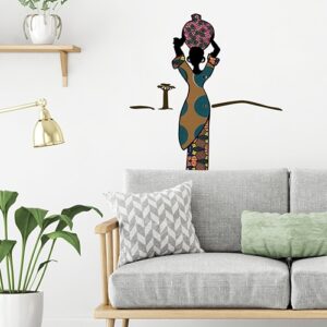 Déco africaine avec une silhouette de femme collé au mur