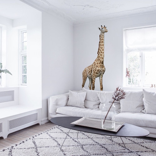Sticker Mural Girafe autocollant dans un salon blanc