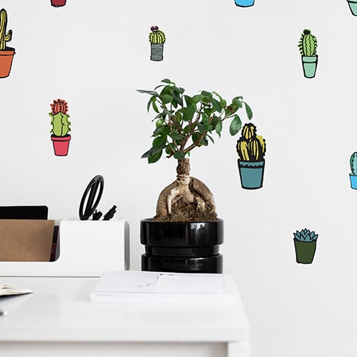 Stickers déco Mini Cactus disposé sur un mur