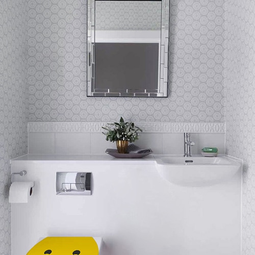 Sticker autocollant Smiley heureux jaune sur WC