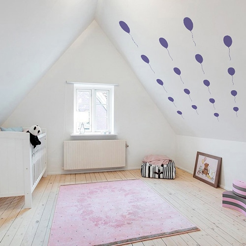 Stickers muraux ballon violet frise pour chambre d'enfants