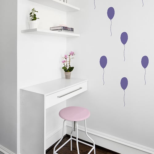 Stickers muraux frise pour enfants ballons violets