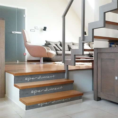 Adhésifs escaliers design béton marqué 