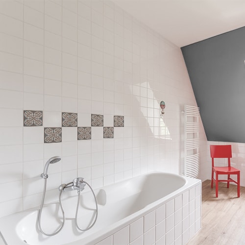 Autocollant Olhao déco d'intérieur rouge et gris pour carrelage blanc de salle de bain