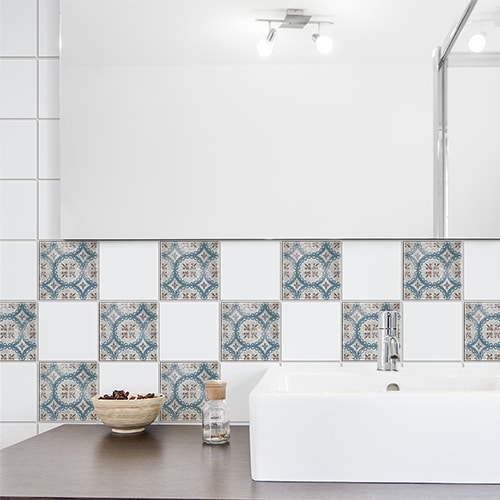 Adhésif carrelage déco bleu et marron marvao pour salle de bain moderne