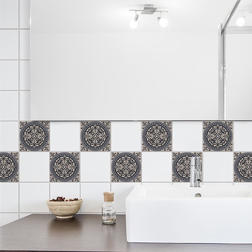 Stickers adhésif gris Brescia pour déco de carrelage de salle de bain moderne