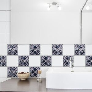 Autocollant Antico Monza bleu pour décoration de carrelage blanc de salle de bain moderne