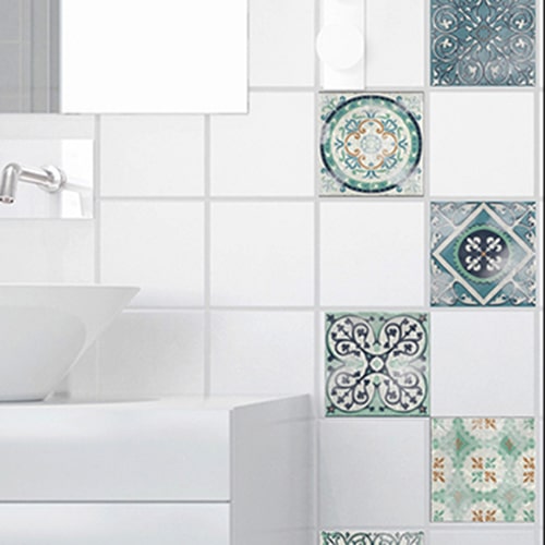 Adhésif sticker Antico Evora gris pour déco de carrelage blanc de salle de bain moderne