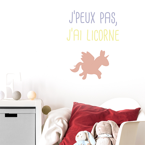 Adhésif muticouleurs décoration licorne pour chambre d'enfant