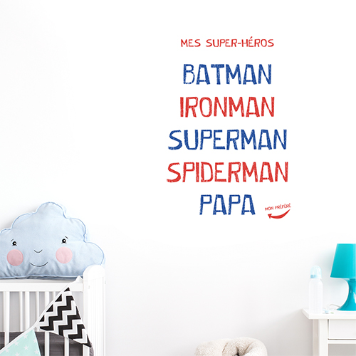 Sticker autocollant Batman Ironman dans une chambre de bébé