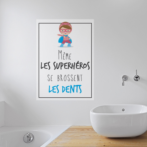 Adhésif affiche pour les enfants sur les superhéros et les dents dans une salle de bain