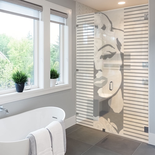 Sticker autocollant Marilyne sur paroi de douche