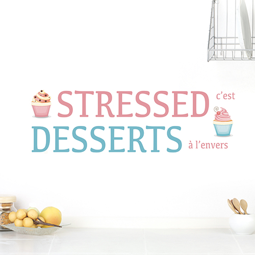 Sticker mural Rose et bleu Stresseed dessert sur un mur