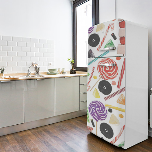 Frigo vintage avec sticker 