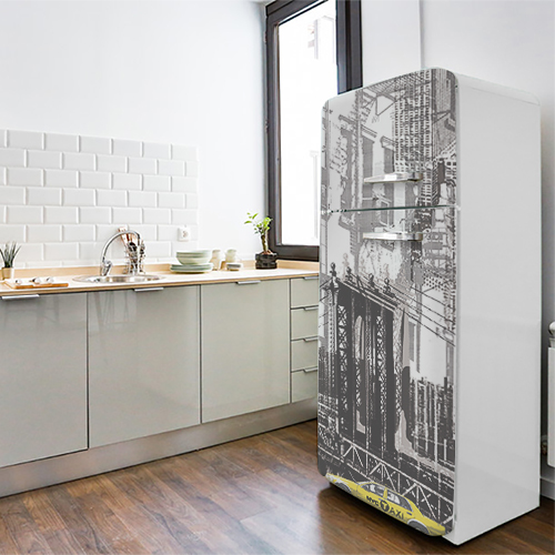 Sticker autocollant New York dans une cuisine avec un frigo classique