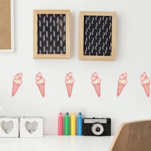 Sticker adhésif rose glace italienne en cornet pour déco de bureau blanc