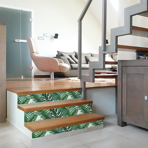 Réchauffer l'atmosphère avec une déco d'escalier exotique grâce aux sticker pour contremarches d'escalier urban jungle exotique A.