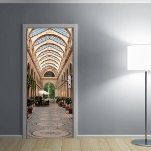 Sticker pour porte Grande Galerie Paris mis en ambiance sur un mur gris
