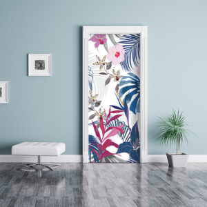 Séjour aux murs clair avec porte personnalisée par un adhésif déco de porte autocollant représentant un motif jungle.