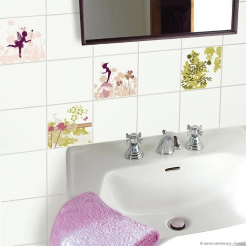 Optez pour nos stickers Fées pour carrelage ! mis en ambiance, 4ème proposition Frise murale de décoration, sticker fées pour carrelage