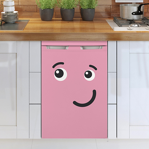 Une Cuisine Rose Avec Un Frigo Rose Et Un Papier Peint Vert Avec